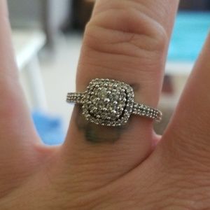 10k white gold ring
